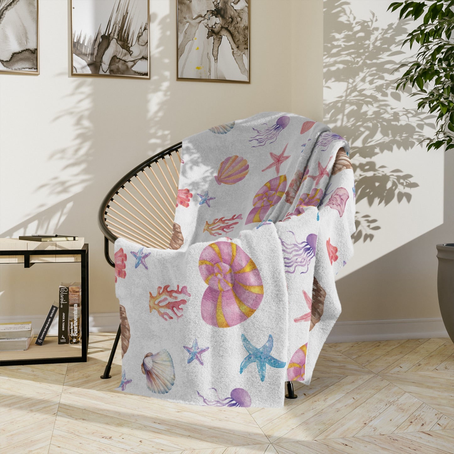 Coastal Seashell Design Velveteen Microfiber Blanket